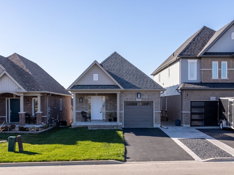 Ottawa home exterior showing windows that benefit from caulking and weather-seal repair